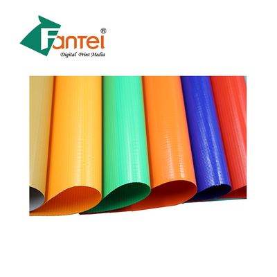 La tela cerata rivestita resistente del PVC dello strappo, il PVC 1000d ha ricoperto il poliestere per il campo