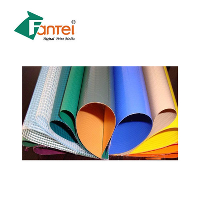Il PVC ignifugo ha ricoperto il materiale 580gsm 18OZ della tela cerata